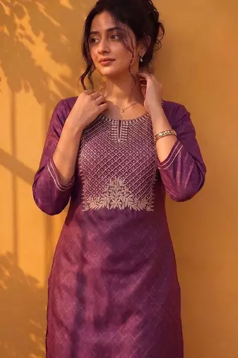 Women Ethnic Motifs Embroidered Regular Gotta Patti Kurta with Trousers & With Dupatta
