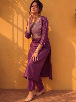 Women Ethnic Motifs Embroidered Regular Gotta Patti Kurta with Trousers & With Dupatta 5