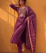 Women Ethnic Motifs Embroidered Regular Gotta Patti Kurta with Trousers & With Dupatta