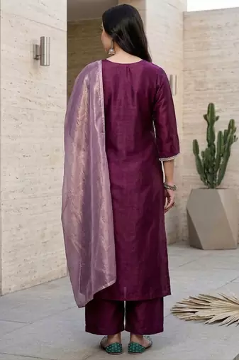Women Yoke Design Regular Sequinned Kurta with Trousers & With Dupatta