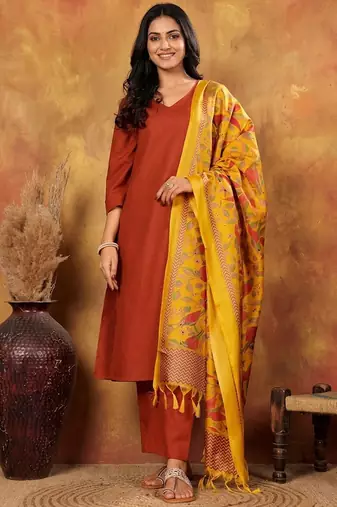 Women Regular Kurta with Trousers & With Dupatta