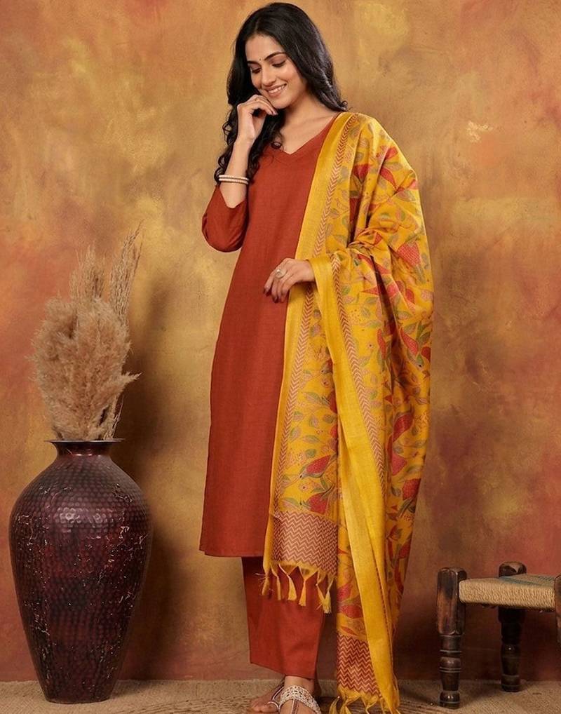 Women Regular Kurta with Trousers & With Dupatta