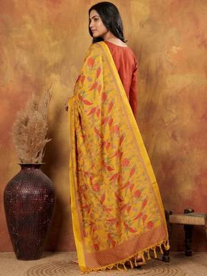 Women Regular Kurta with Trousers & With Dupatta 5