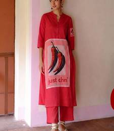 Women Printed Regular Kurta with Trousers