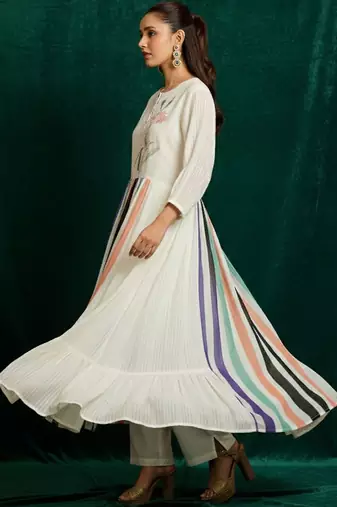Women Embroidered Empire Kurta with Trousers