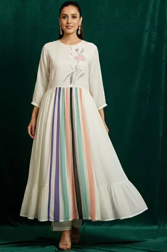 Women Embroidered Empire Kurta with Trousers