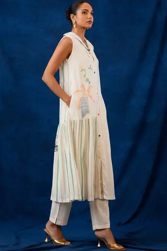Women Ethnic Motifs Printed Regular Pure Cotton Kurta with Trousers