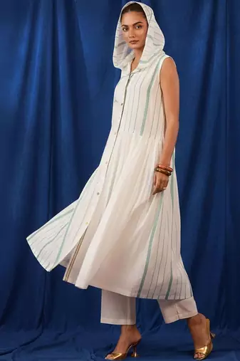 Women Ethnic Motifs Printed Regular Pure Cotton Kurta with Trousers