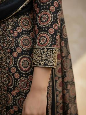 Women Ethnic Motifs Printed Regular Thread Work Pure Cotton Kurta with Trousers & With Dupatta 2