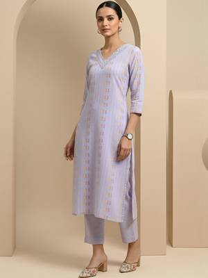 Women Ethnic Motifs Printed Regular Thread Work Kurta with Trousers 2