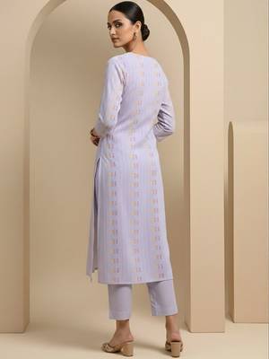 Women Ethnic Motifs Printed Regular Thread Work Kurta with Trousers 3