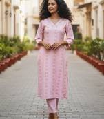 Women Printed Regular Kurta with Trousers