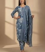 Women Floral Printed Regular Kurta with Trousers & With Dupatta