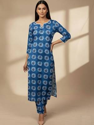 Women Ethnic Motifs Printed Regular Kurta with Trousers 3