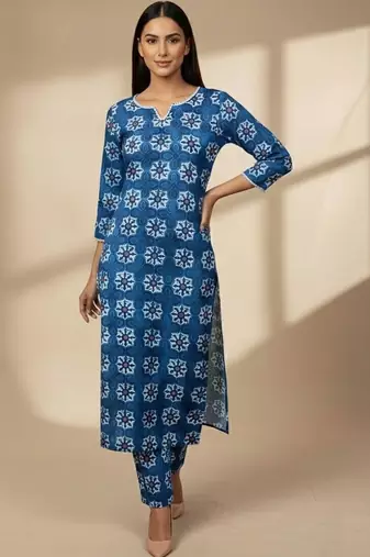 Women Ethnic Motifs Printed Regular Kurta with Trousers