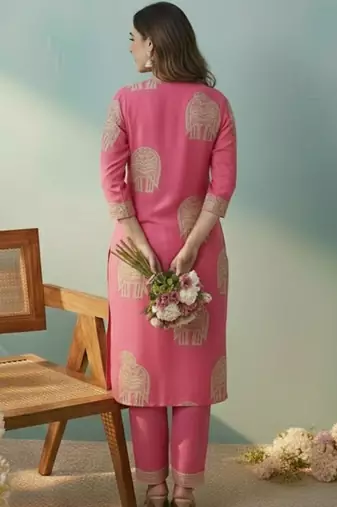 Women Ethnic Motifs Printed Regular Kurta with Trousers & With Dupatta