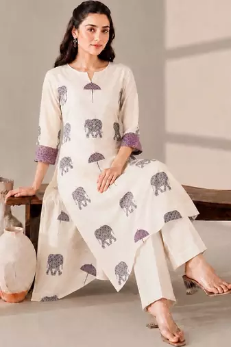 Women Ethnic Motifs Printed Regular Kurta with Trousers