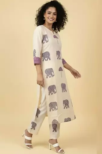 Women Ethnic Motifs Printed Regular Kurta with Trousers