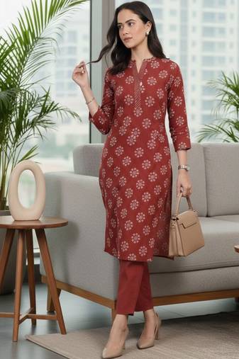 Women Ethnic Motifs Printed Regular Kurta with Trousers