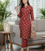 Women Ethnic Motifs Printed Regular Kurta with Trousers