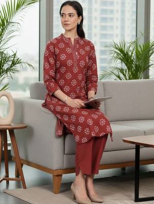 Women Ethnic Motifs Printed Regular Kurta with Trousers 3
