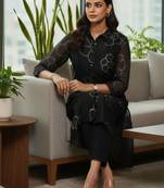 Women Floral Printed Regular Chanderi Silk Kurta with Trousers