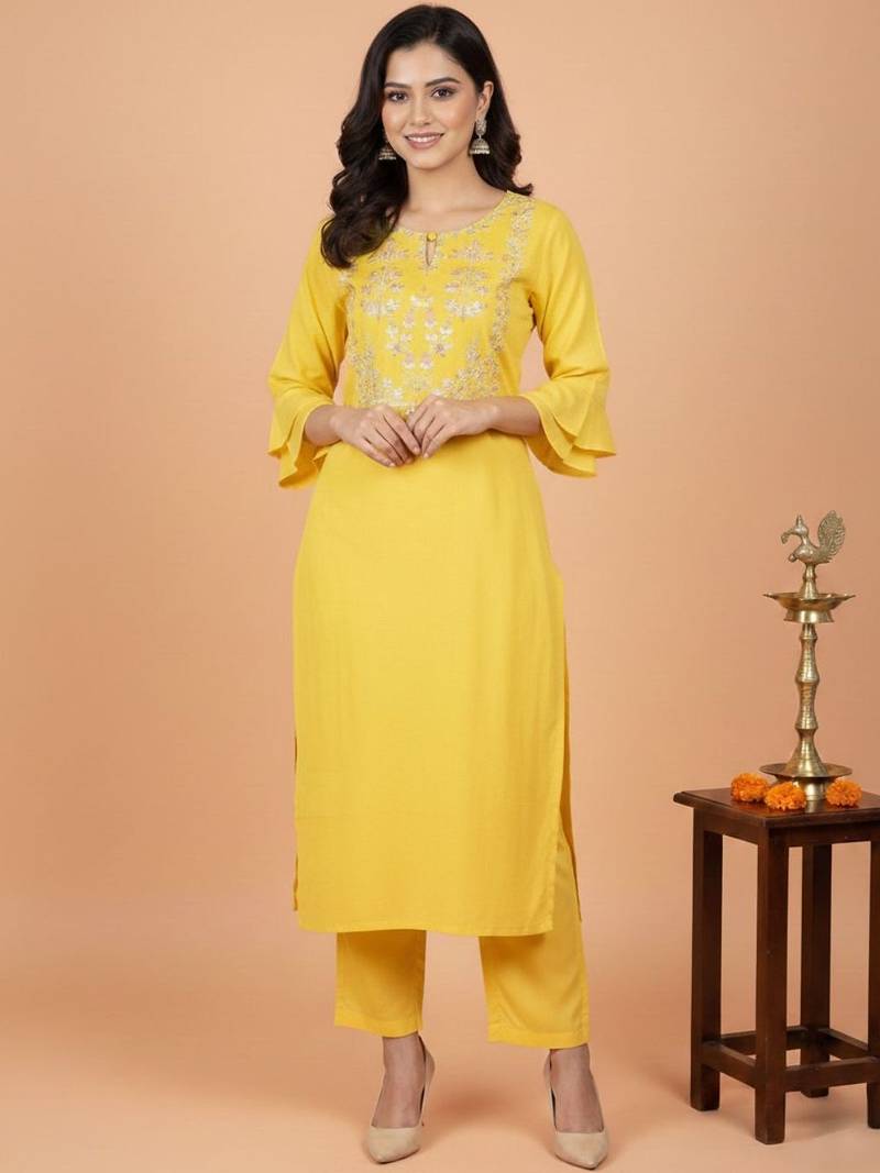 Women Ethnic Motifs Embroidered Regular Thread Work Kurta with Trousers & With Dupatta