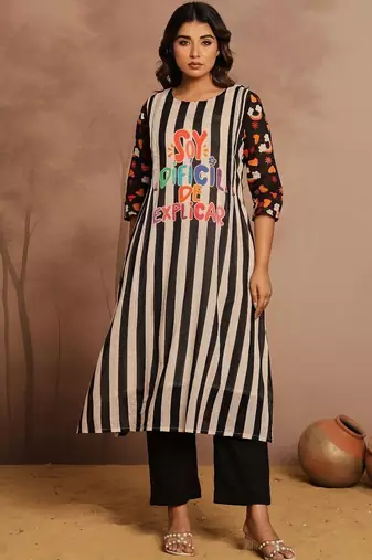 Women Printed Regular Kurta with Trousers