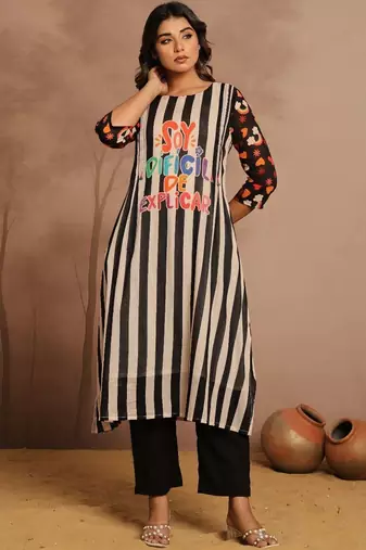 Women Printed Regular Kurta with Trousers
