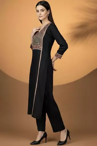 Women Ethnic Motifs Embroidered Regular Thread Work Kurta with Trousers & With Dupatta