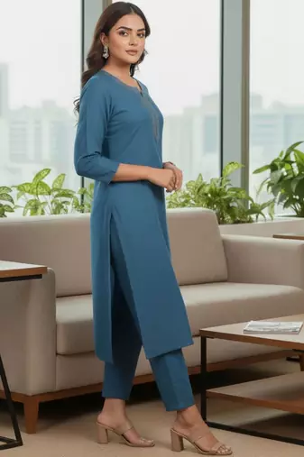 Women Ethnic Motifs Regular Thread Work Kurta with Trousers & With Dupatta