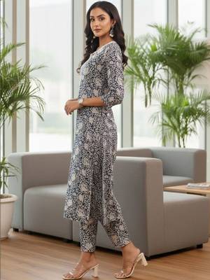 Women Ethnic Motifs Printed Regular Thread Work Kurta with Trousers & With Dupatta 5