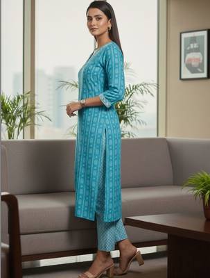 Women Ethnic Motifs Printed Regular Kurta with Trousers & With Dupatta 2