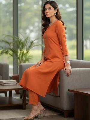 Women Ethnic Motifs Embroidered Regular Beads and Stones Kurta with Trousers 2