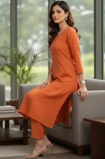 Women Ethnic Motifs Embroidered Regular Beads and Stones Kurta with Trousers