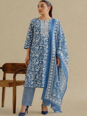 Women Ethnic Motifs Printed Regular Thread Work Kurta with Trousers & With Dupatta 1