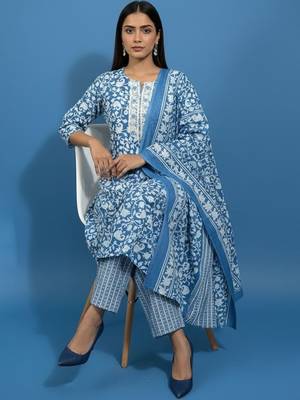 Women Ethnic Motifs Printed Regular Thread Work Kurta with Trousers & With Dupatta 4