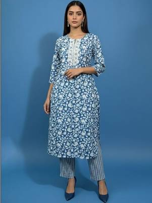 Women Ethnic Motifs Printed Regular Thread Work Kurta with Trousers & With Dupatta 5