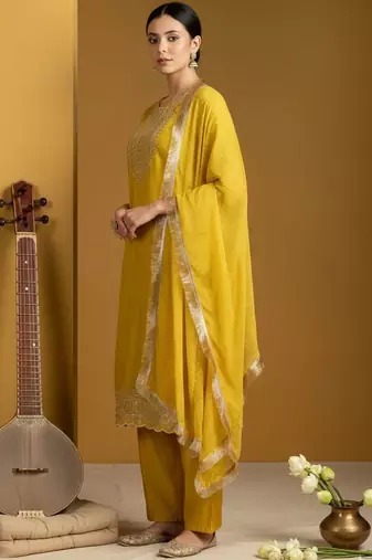 Women Ethnic Motifs Embroidered Regular Thread Work Kurta with Palazzos & With Dupatta