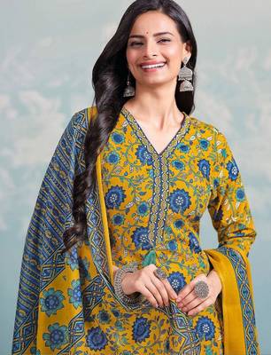 Women Floral Printed Regular Kurta with Palazzos & With Dupatta 2