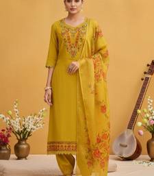Women Floral Embroidered Regular Thread Work Kurta with Patiala & With Dupatta