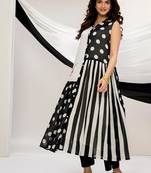 Women Floral Printed Regular Kurta with Trousers & With Dupatta