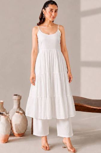 Women Tiered Kurti with Trousers