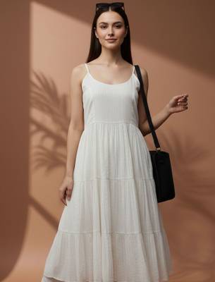Women Tiered Kurti with Trousers 2
