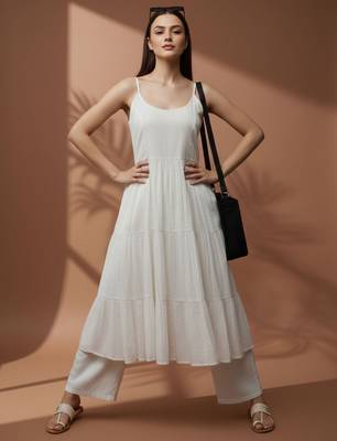 Women Tiered Kurti with Trousers 5