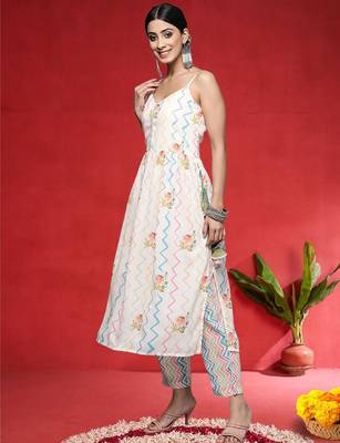 Women Ethnic Motifs Printed Regular Kurta with Trousers & With Dupatta 4