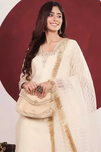 Women Embroidered Regular Thread Work Kurta with Trousers & With Dupatta