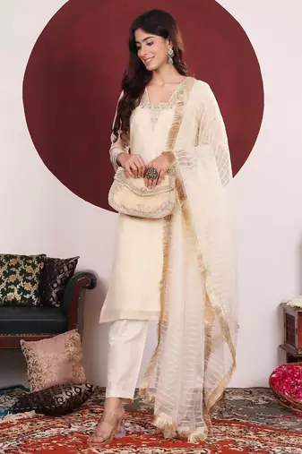 Women Embroidered Regular Thread Work Kurta with Trousers & With Dupatta