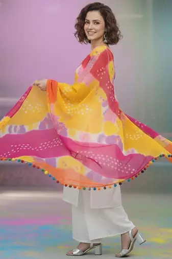 Women Regular Kurta with Palazzos & With Dupatta