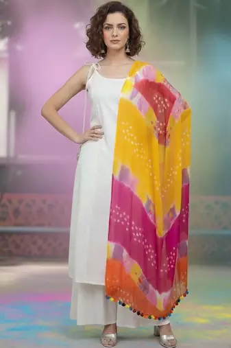 Women Regular Kurta with Palazzos & With Dupatta